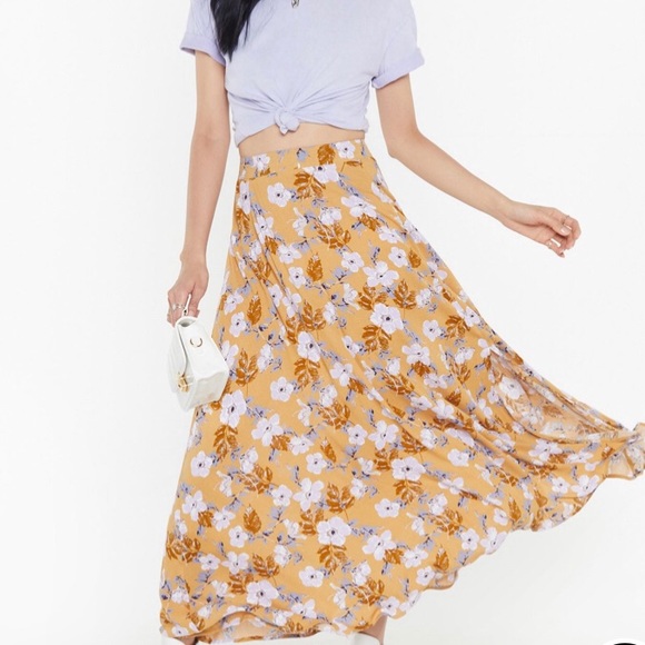 Nasty Gal Dresses & Skirts - Nasty gal floral split maxi skirt